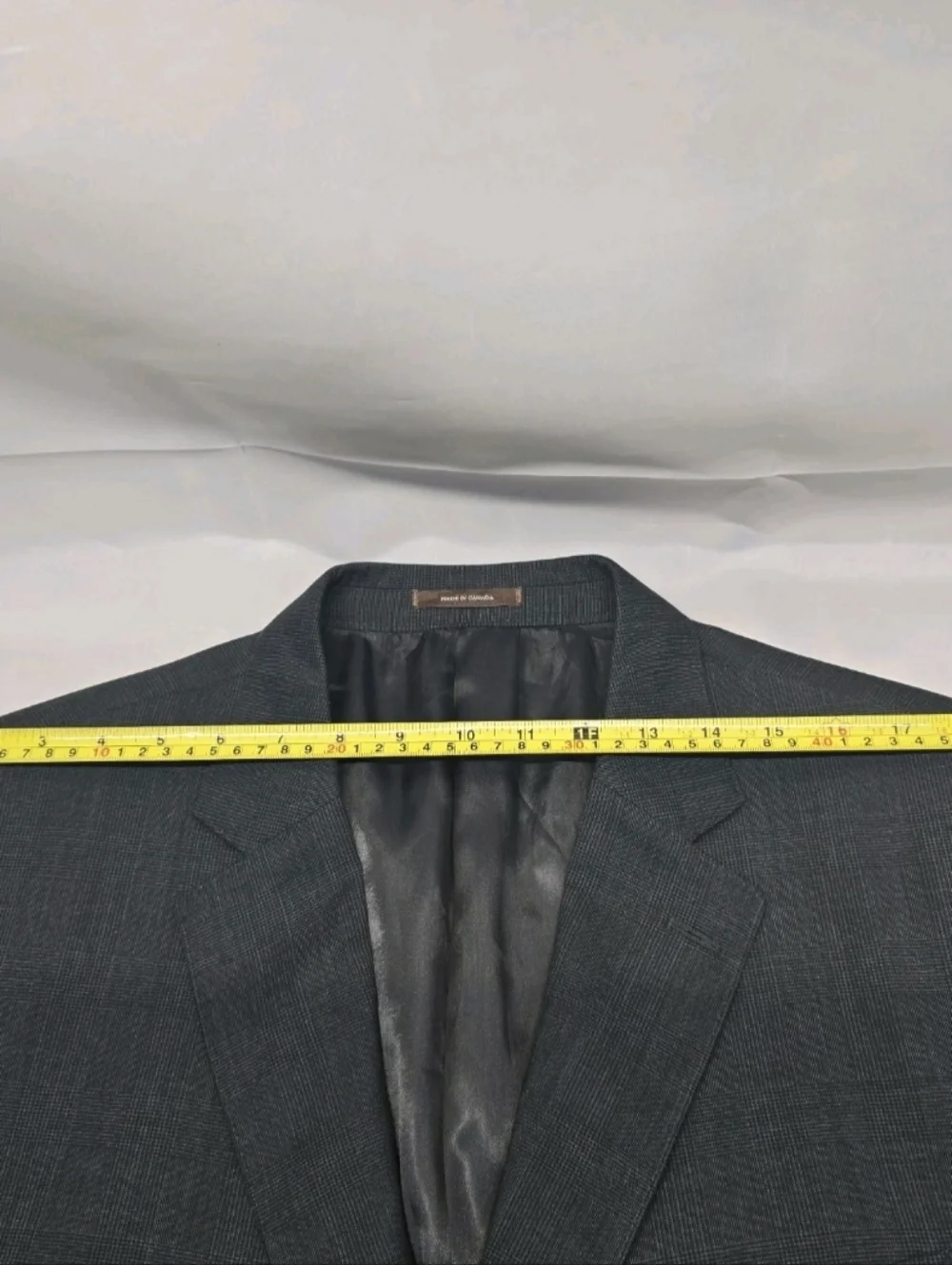 Peter Millar Mens Blazer‎ 2 Button Sport Coat 46r Wool Plaid Print *Read*
